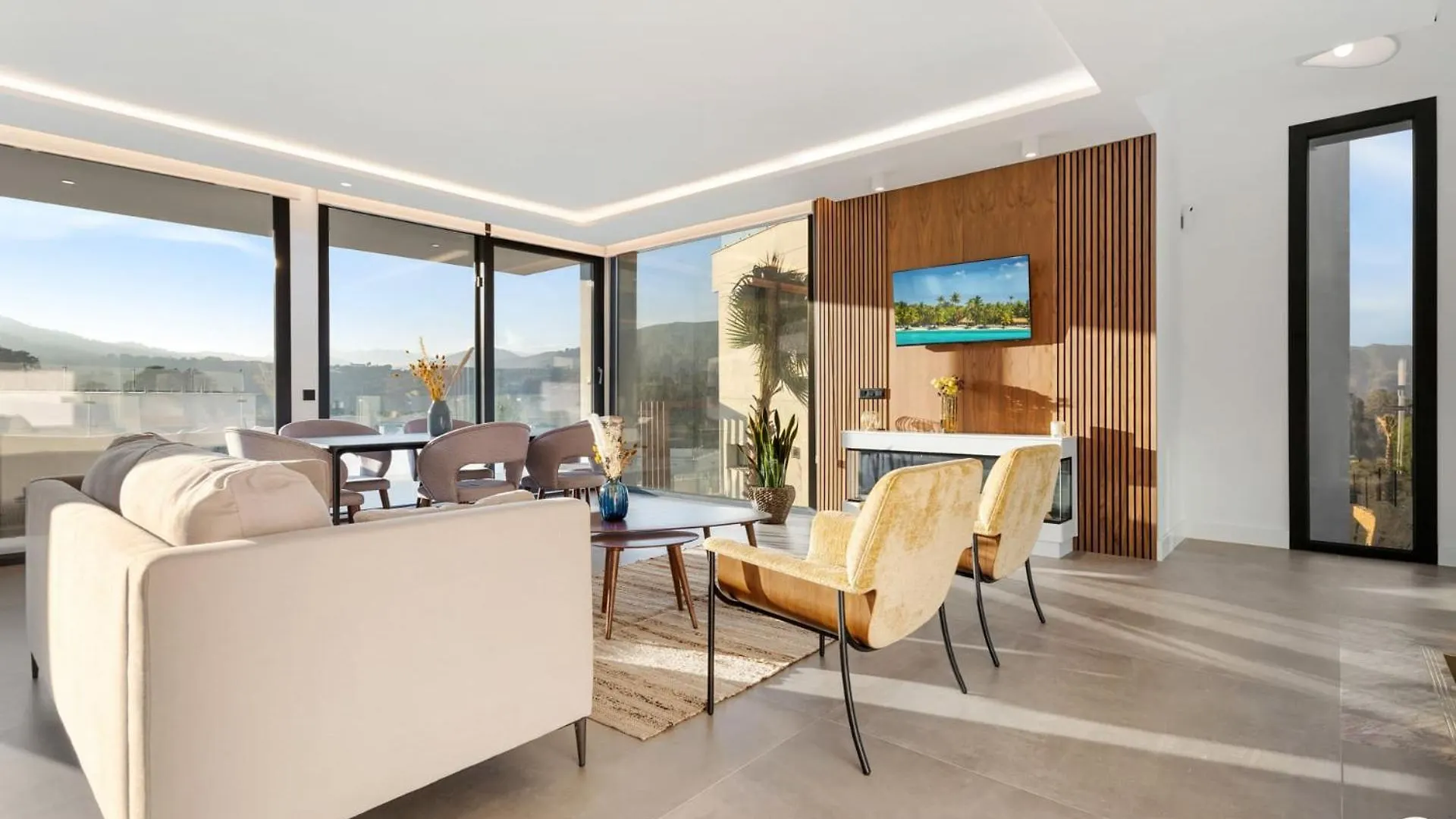 Vivi Homes -Villa Kolibri Pool, Terrace & Golf La Cala De Mijas